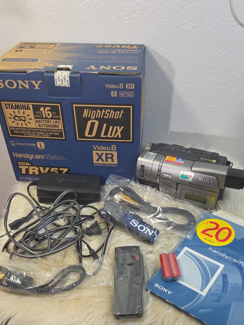 Open Box Sony CCD-TRV57 Handycam Vision Video8 XR Camcorder Complete Tested